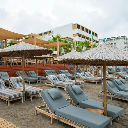 Akasha & Resort Hersonissos (Crete)