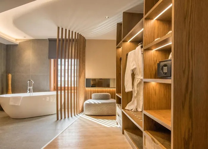 Akasha & Resort Hersonissos (Crete)