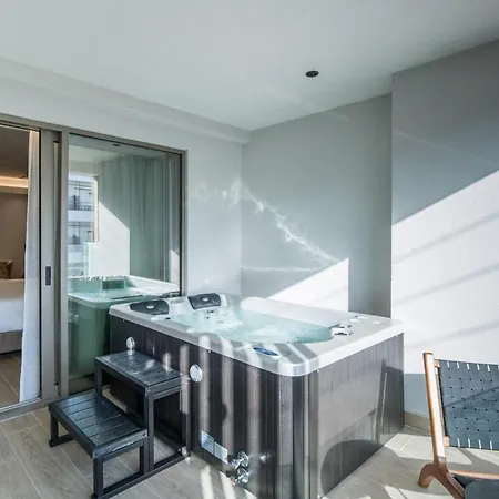 Akasha & Χερσόνησος