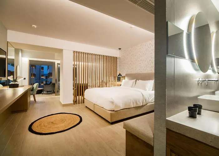 Akasha & Hersonissos (Crete)