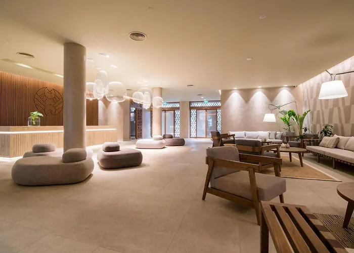 Akasha & 5* Hersonissos (Crete)