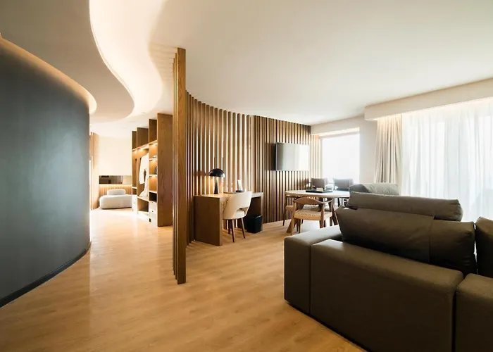 Akasha & Resort Hersonissos (Crete)