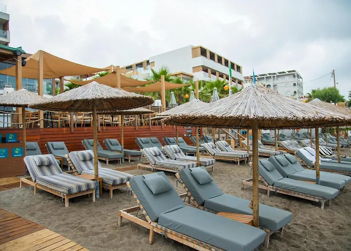 Akasha & Resort Hersonissos (Crete)