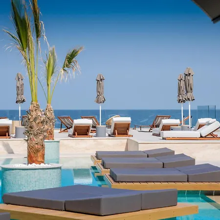 Semesteranläggning (resort) Akasha &