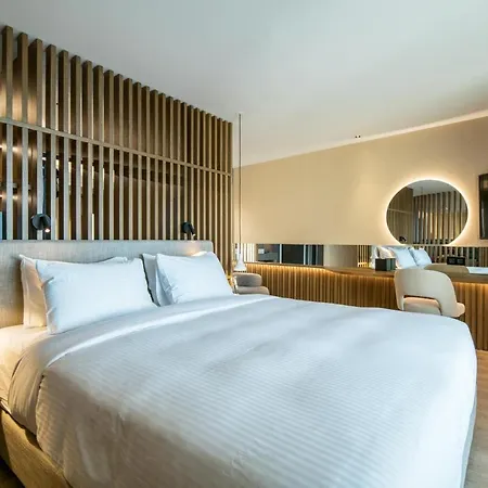 Akasha & Semesteranläggning (resort)