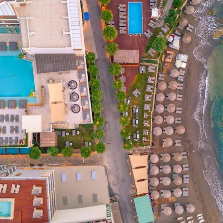 Resort Akasha & 5*